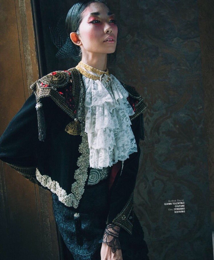 HellenC_Group's tweet photo. L'OFFICIEL VIETNAM | NOVEMBER/DECEMBER ISSUE 2016 @lofficielvietnam https://t.co/S8TlgZV1Q3