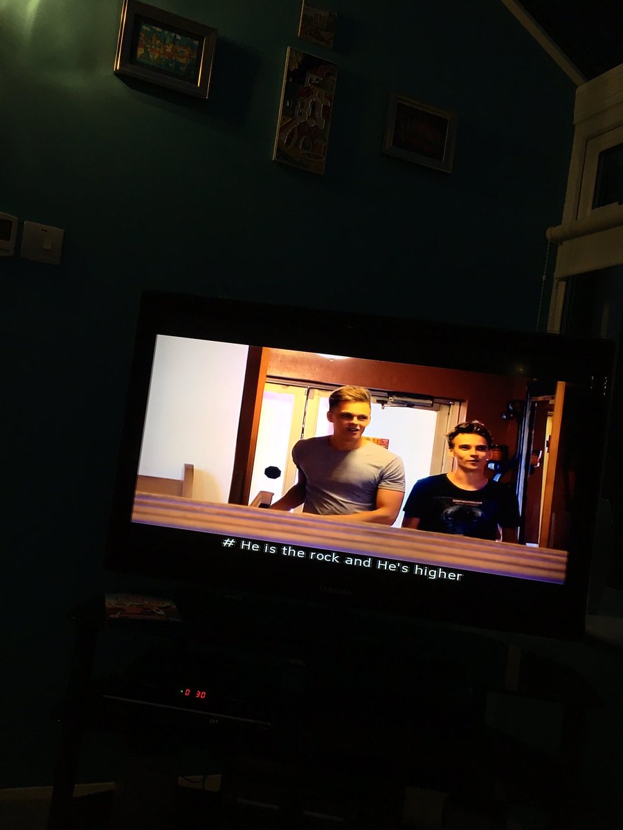 RachelHey97's tweet image. Hit the road USA👌 @Joe_Sugg @Caspar_Lee #arrivedtoday #hittheroadusa