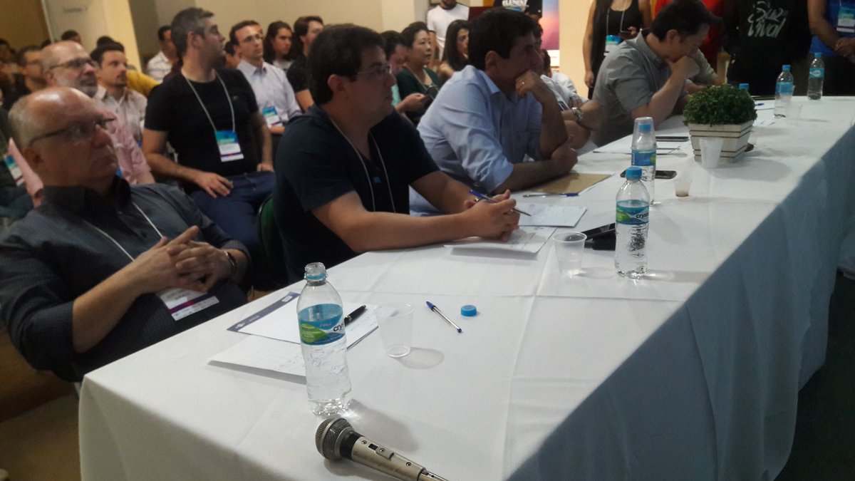 HH_Londrina's tweet photo. #HHLondrina #HackingHealth #LondrinaGenial https://t.co/jqsqVVIYal