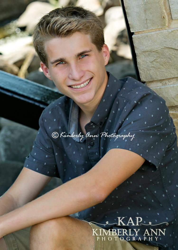 CimochCathy's tweet photo. Love this young man. Here is Cole's senior picture! https://t.co/WQgWJ75ckC