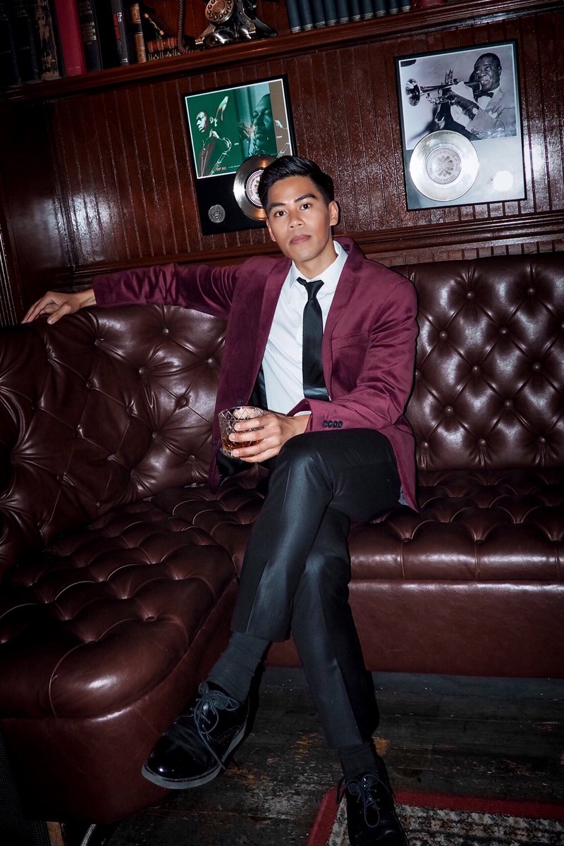 oh_anthonio's tweet photo. Stay classy fellas! Rocking my new @INCmen velvet blazer for the perfect night-out look #INCNightOut #ad #INCstyle
https://t.co/F9yzzqse5D https://t.co/NO15EGuA4K