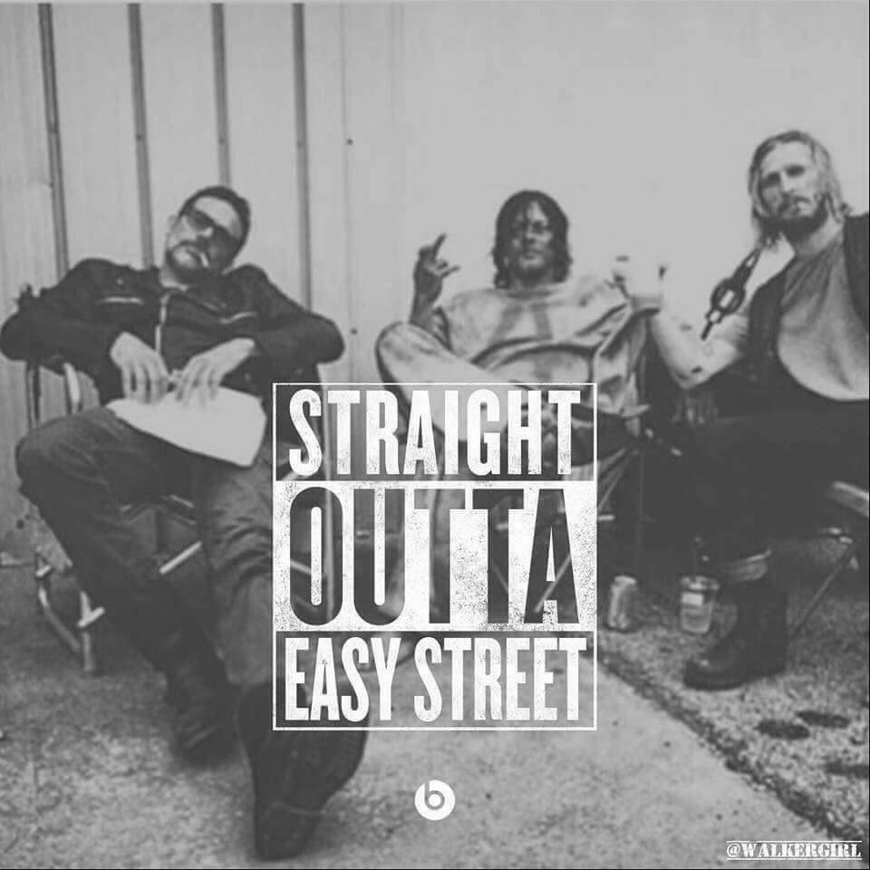 ⚠️Warning! There will be live tweeting during tonight's new episode of The Walking Dead! ⚠️ #TWD #TheWalkingDead