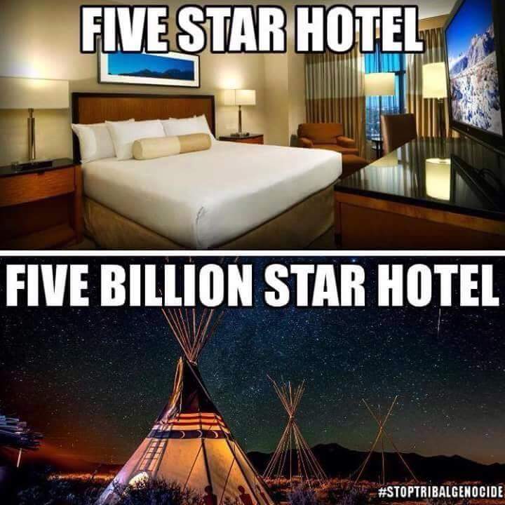 гостиница мем. смешной отель. гостиница прикол. приколы про аластора. мемы про гостиничный сервис.