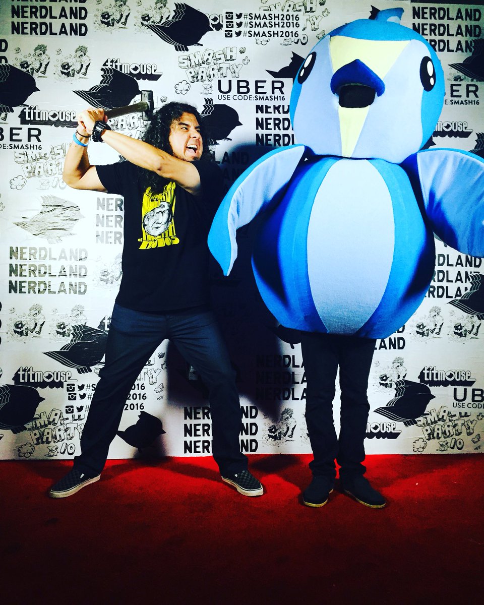 Kyngbasstone's tweet photo. Had a BLAST at the @titmouseinc #smash2016 event in LA tonight. Thnx to @amandalamarco 4 the invite. #metalacolypse #sonofzorn #superjail https://t.co/WxDKoZ1XFg
