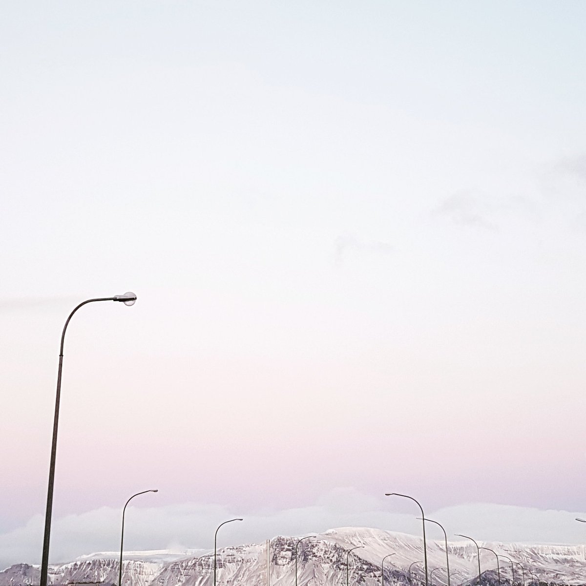listastofan's tweet photo. Our #workview from #listastofan today ❤ #reykjavik we love you ! https://t.co/qf54GP3IRj