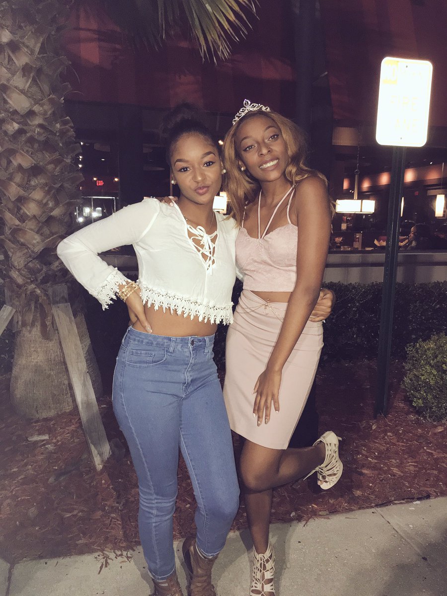 charaebae's tweet image. BIRTHDAY BITCH #🔞 #Bestie  #♏️