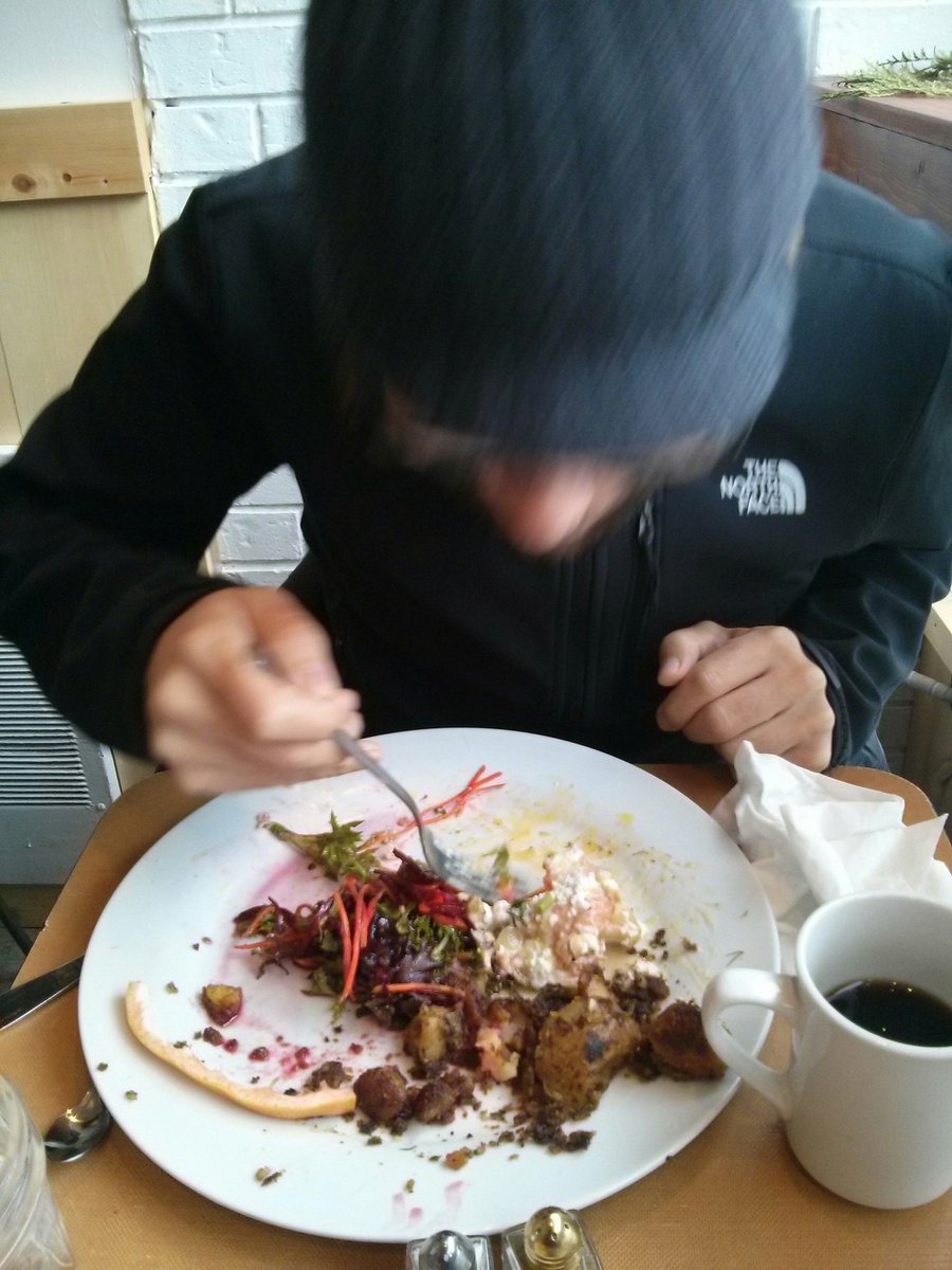 I've heard tales from my boyfriend about frybread for years. Nice to have a place to get it in Toronto. Thank you <a href="/powwowcafe/">Pow Wow Cafe</a> #HesSoExcited