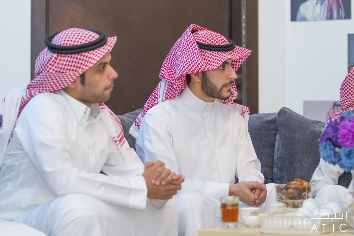 a_alabrah's tweet image. لقاء شبابي مع رئيس لجنة شباب #بريدة  صالح الخويلد ونائب الرئيس خليفة المرشود وعضو اللجنة محمد المحيميد
#مجلس_شباب_القصيم