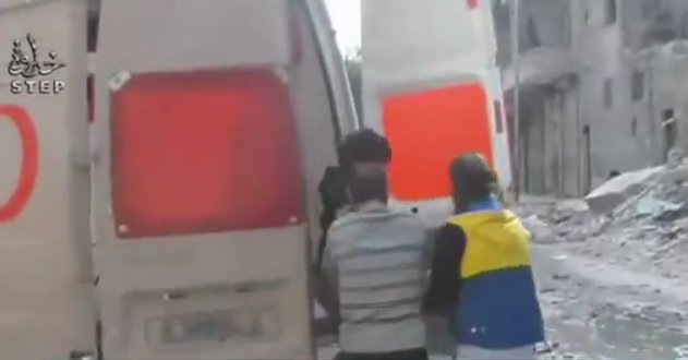 بالصور التفاصيل :مجزرة الاسد  حي “الصاخور” بغاز الكلور وقتل الاطفال و المدنين