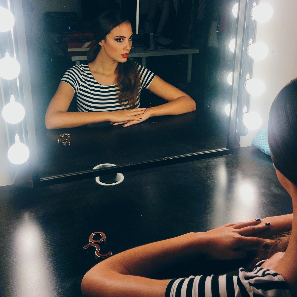 MalaurieOff's tweet photo. Reprise des shootings 📸 || photo backstage || une journée vraiment au top ! Merci à toute l'équipe 😘
#shooting #shoots #studios #Backstage https://t.co/qJHaCFBDbN