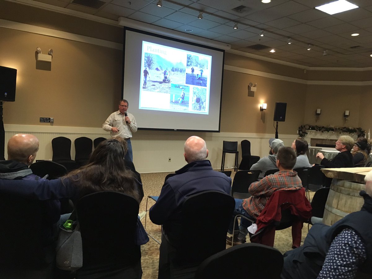 TruffleExpo's tweet photo. Simon Cartwright kicks off Day 3! #TruffleExpo16 https://t.co/Mv5V6WWcVo