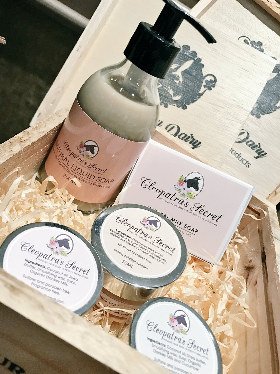 Today I was introduced to <a href="/thedonkeydairy/">thedonkeydairy</a> <a href="/IInspiringWomen/">Int Inspiring Women</a> whilst #InspiringLives 🙌🏻

(they even shared #CleopatrasSecret with us... 😬)