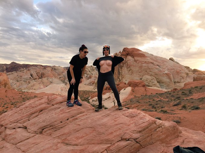 More goofing around today in Vegas w/@meggerz. Hiked around beautiful Valley of Fire:-) https://t.co<a class="tags" href="/tag/meggerz">@meggerz</a><a href="/tag/femdom"class="tags"><span>#femdom</span></a><a href="/tag/dominatrix"class="tags"><span>#dominatrix</span></a><a href="/tag/hom"class="tags"><span>#hom</span></a><a href="/tag/handovermouth"class="tags"><span>#handovermouth</span></a>