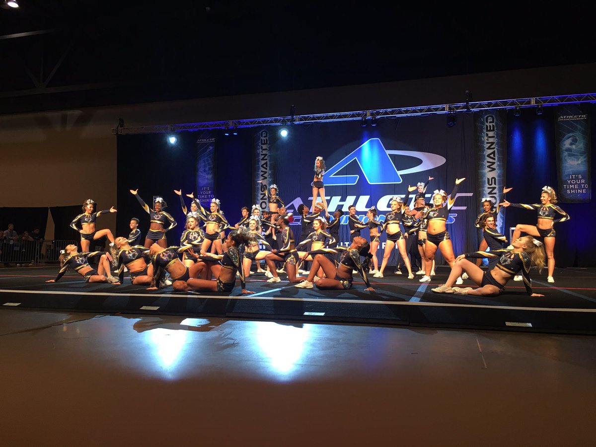 ICE_ALL_STARS's tweet photo. We know you're wishin' you checked the Radar today! #ICEcold #TeamICE #Day2 #20strong #ATHStLouis https://t.co/02tJf0nZzS