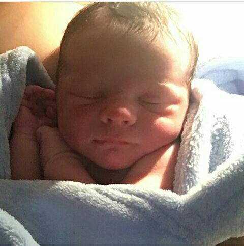 Dayijaz's tweet photo. WELCOME BABY LASLO!!! I Love You So Much 😍 I'm fucking happy! 😘💖 Laslo Lachowski is here! 💞💕 CONGRATULATIONS Jess, Chico and Milo #Lachowski https://t.co/dskxSi1og3