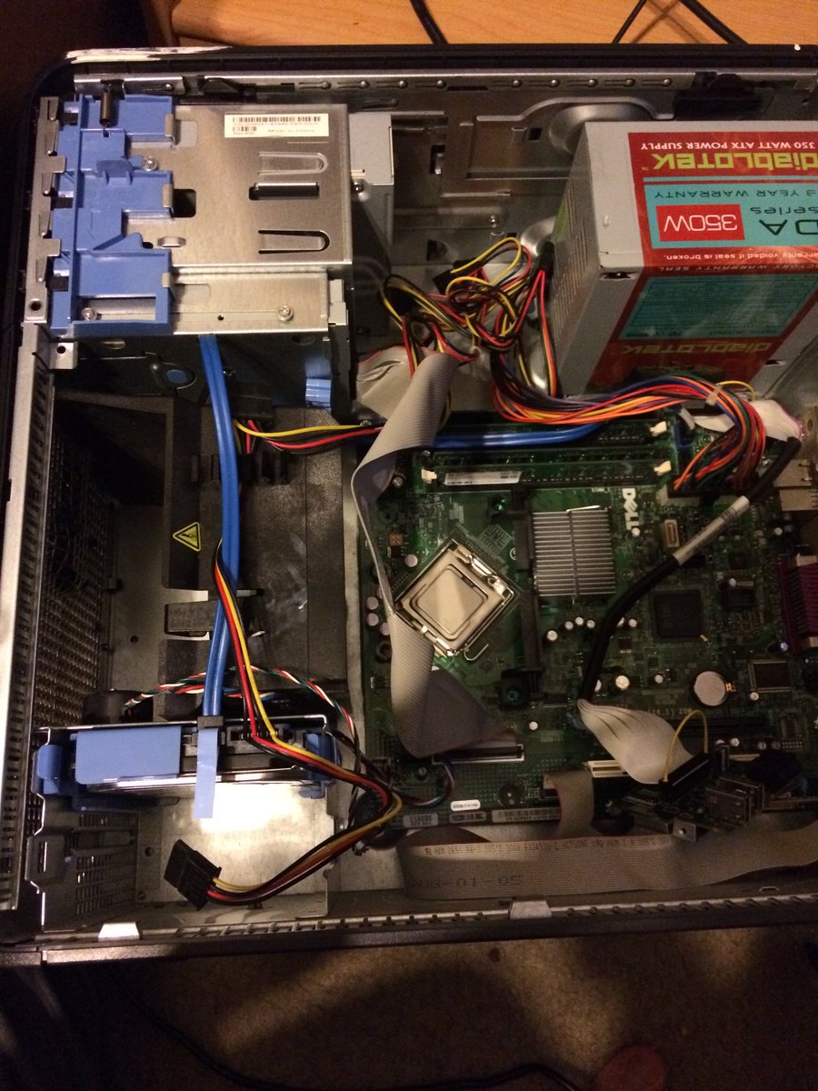 CitricFountain3's tweet image. #IntelGameOn