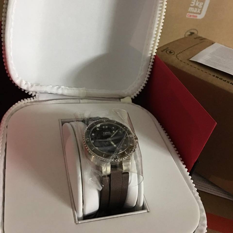 Montretendance's tweet photo. Bravo à Bérénice @soofarsogood_ à qui nous offrons cette @oriswatch #oris #oriswatch #montresettendance #ilovemontresettendance #myoris https://t.co/fONHWWrNK6