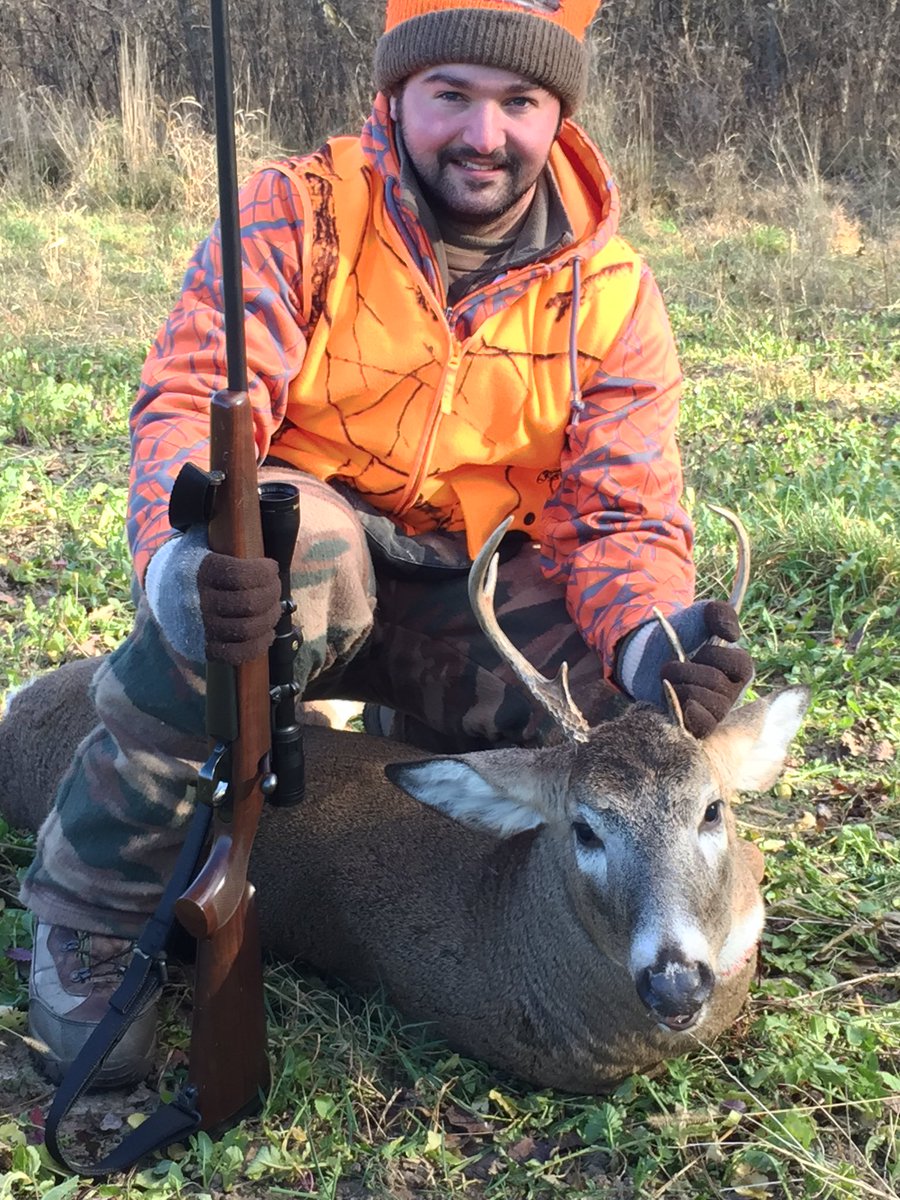 alwaysrattled16's tweet photo. Very glad I was finally able to get it done on the home property. #WIrifleseason @WiredToHunt https://t.co/wnbb5zlEwd