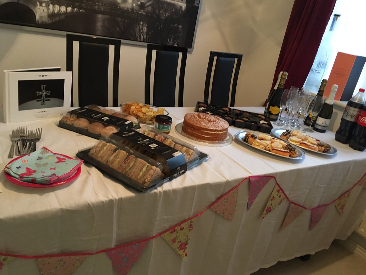 D_tyson2404's tweet photo. Thank you @marksandspencer for cake and platters today! Godparent get together! 1 year Christening anniversary! #afternoontea #food #cake 🍷🍾 https://t.co/czkUzPz2GB