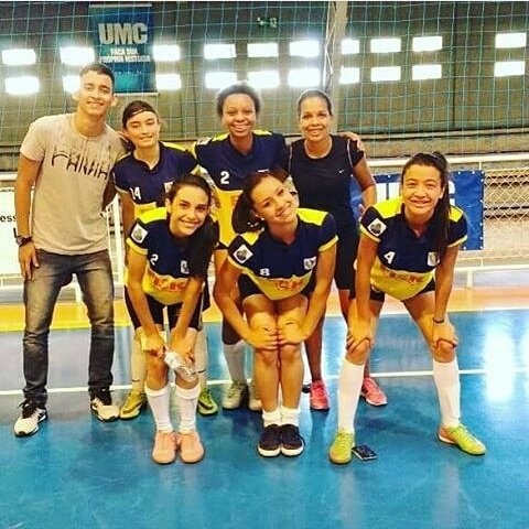 joice_sccp's tweet photo. Time de ouro!  Ed. Física 9x1 Arquitetura #InterCurso #UMC #Orgulho https://t.co/savpN9kgLN