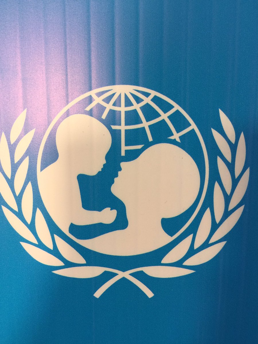 DanieloviedoM's tweet photo. @_jesus_OM ESPERO QUE NOS AYUDEN Y APOYEN ESTA GRAN CAUSA #GemeliersGalaUNICEF  #GalaUNICEF GOGOGO https://t.co/a8hIupjOhu