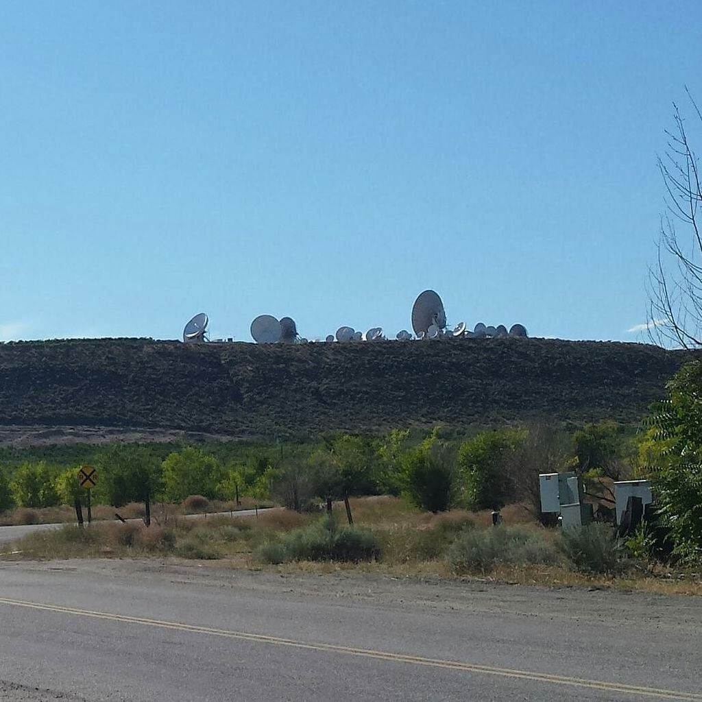ncwpics's tweet photo. #commsat #Monse #ComSat #SatelliteDish #communications #OkanoganCounty #NorthCentralWashin… https://t.co/4D29NB7tSy https://t.co/mKkfKRaKSS