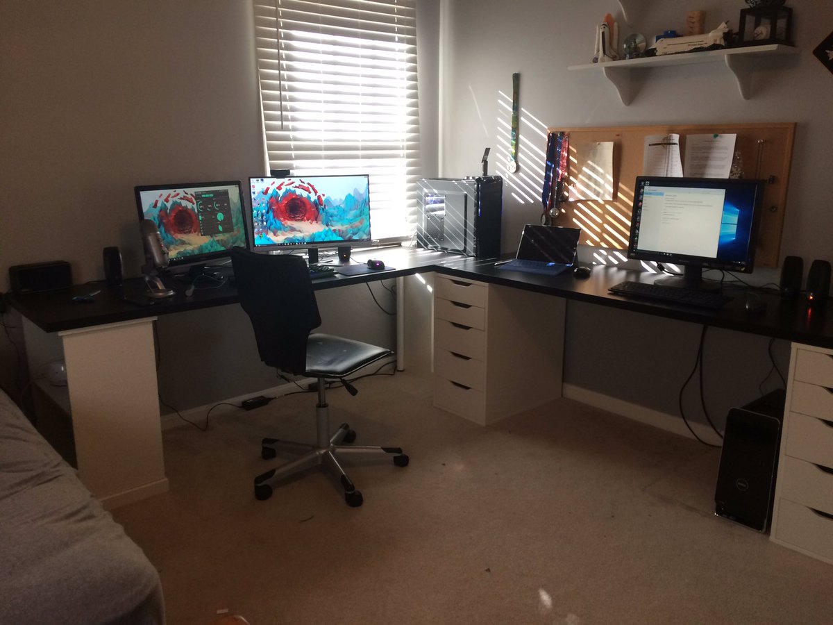 cheekyvisuals's tweet image. #IntelGameOn