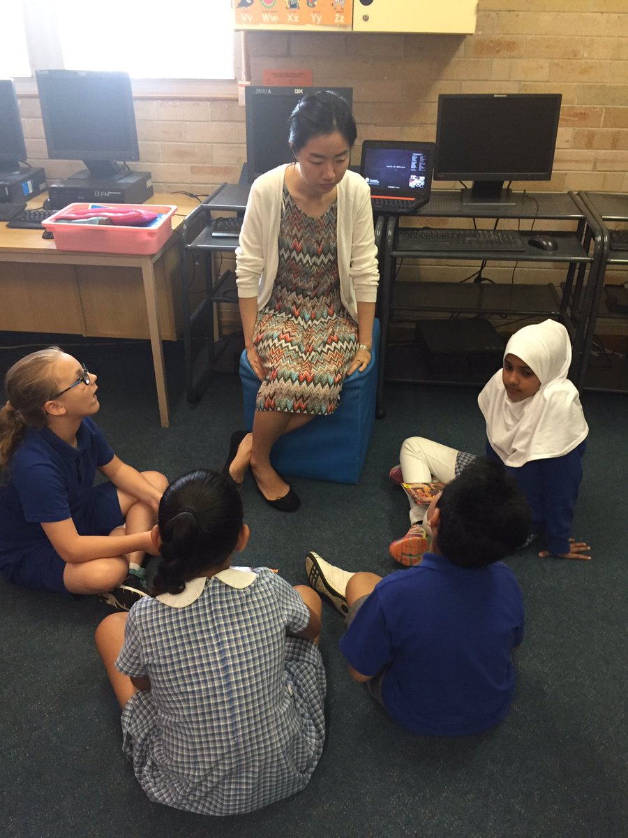merrylandseast's tweet photo. Reading groups in @3and4meps2016 https://t.co/zRkSzjFvep