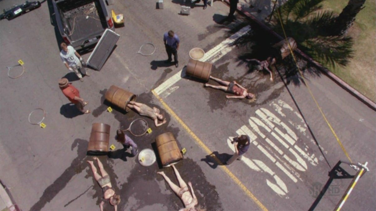 OMGDexterQuotes's tweet photo. Whatever it is. It's big. #CircleUs #Dexter10 https://t.co/ob36MMDq0x