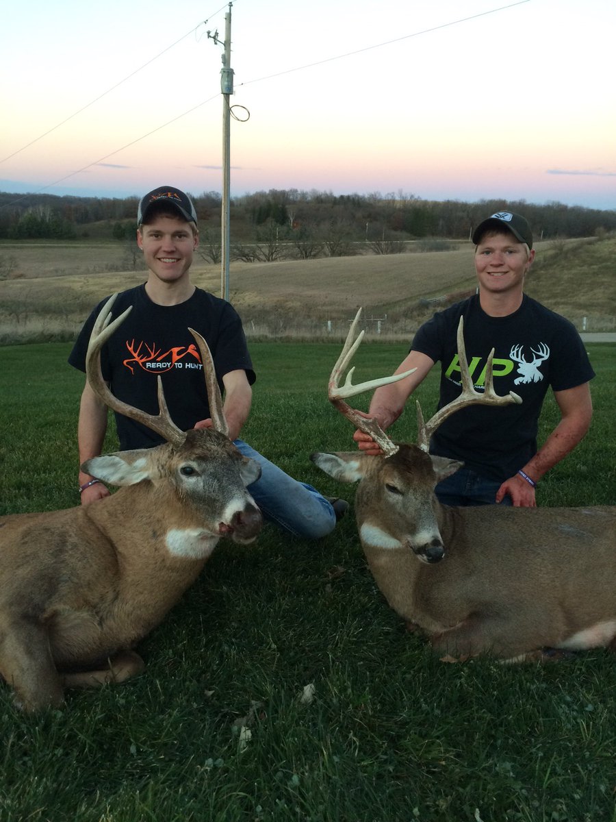 Ready To Hunt tweet media