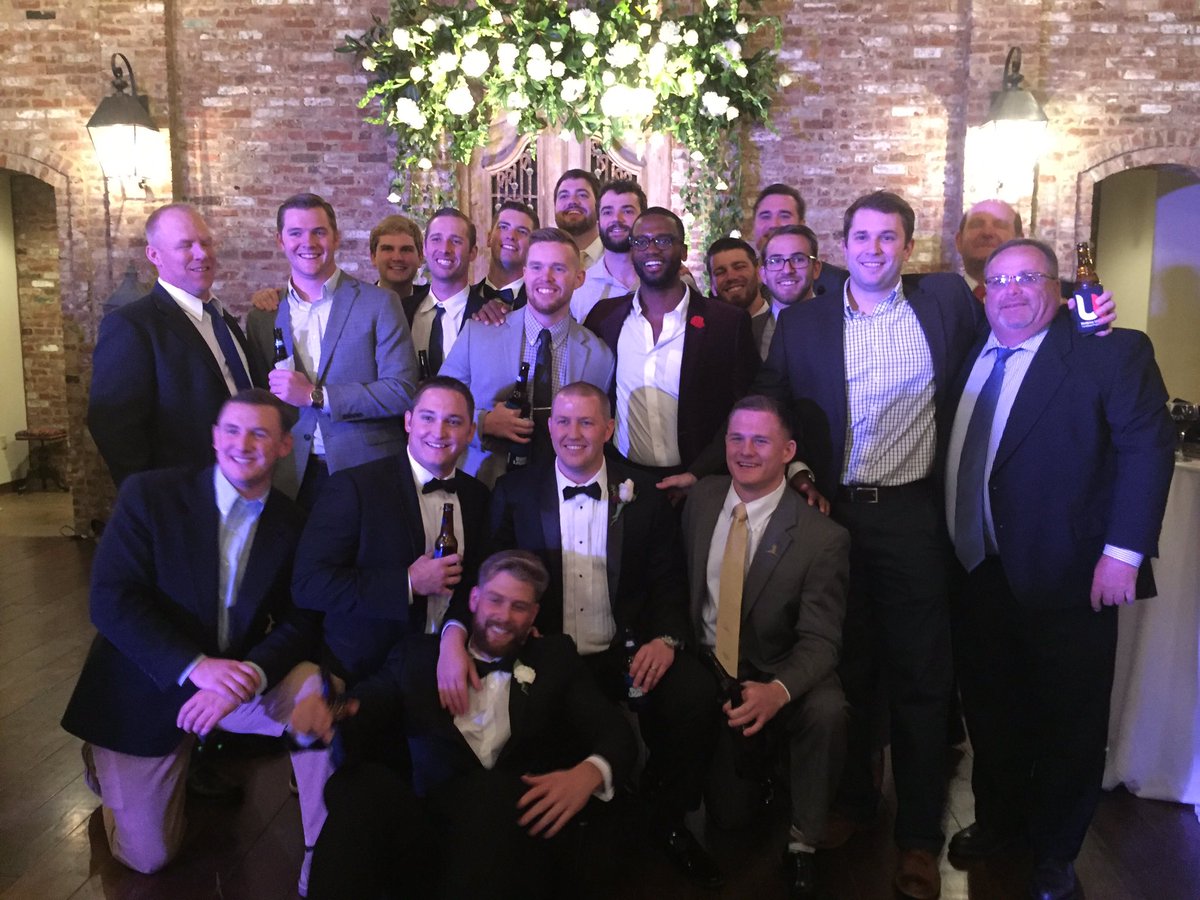 What college baseball is all about. 1 player gets married &amp; the whole team shows up. Congrats Nat &amp; Ford. #tigerfam