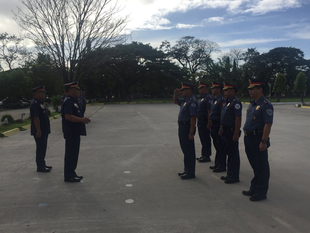 rpcrd3's tweet photo. @rpio_pro3 PSUPT MANNY T CALMA, Deputy Chief, RPCRD Battalion Commander during the Monday Flag Raising Ceremony. https://t.co/DHwqfLpKcQ