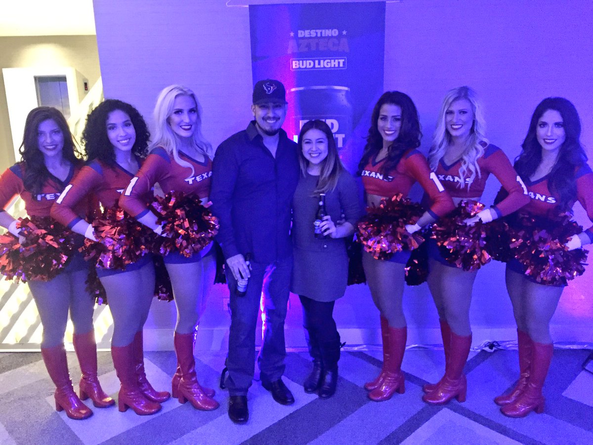 HoustonTexans's tweet photo. Congrats to the @budlight Destino Azteca Sweepstakes winners! #destinoazteca https://t.co/mvdSCxKvSF