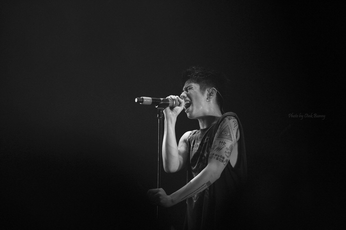 OinkBunny's tweet photo. 2016. 11. 19 ONE OK ROCK LIVE IN KOREA TAKA

#oneokrock #oneokrockliveinkorea #taka #ワンオク #oneokrockkorea #ワンオクロック #korea #韓国 #원오크 #원오크락 #타카 https://t.co/PMaKY8z2FG