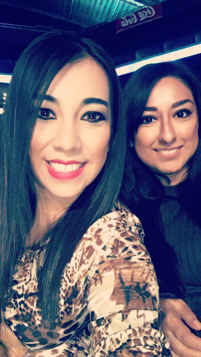 KarinaDelRealTJ's tweet photo. Gustazo de verte @ErikaReyesAlvar 
#mty2016 #iam2016 https://t.co/CuseWSEA6z