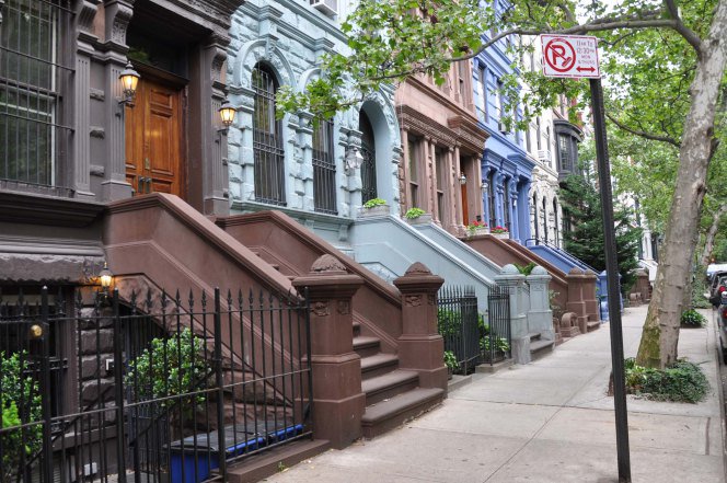 its_for_sale's tweet photo. New Yorkers see drastic spike in home foreclosures https://t.co/Qbe289lkO4 https://t.co/EM77lbCJVq