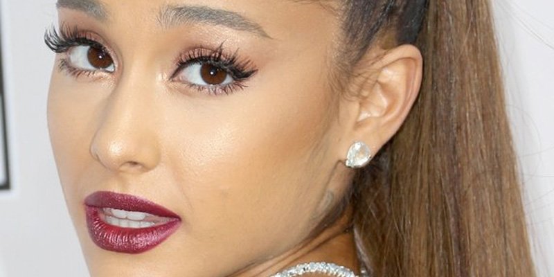 .@ArianaGrande's classic ponytail got a braided upgrade for the #AMAs: in.allure.com/VUUaBYw