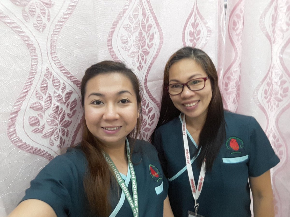 keezhurleh's tweet photo. Because curtains are new. So... #pinknapink https://t.co/kVJQuTDiyA