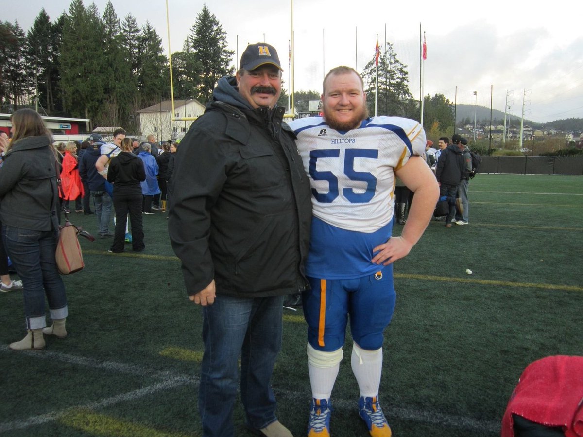 Congrats to this graduating <a href="/SaskHilltops/">Saskatoon Hilltops</a> player! Was great to be part of your football journey <a href="/Ivanco94/">Cord Ivanco</a>