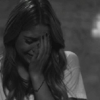 ابكي علئ خلي وخلي نسانيء🙈💔.