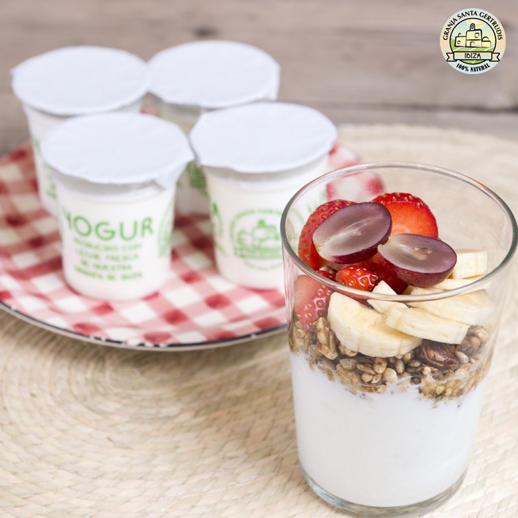 Productos naturales de nuestra #isla.
Granja Santa Gertrudis desde 1973.

#granja #farm #lácteos #yogur #natural #Ibiza