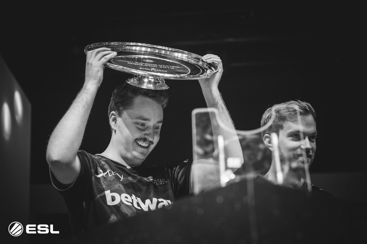 DeaziD's tweet image. Legend 🇸🇪❤️ @GeT_RiGhTcs #IEM