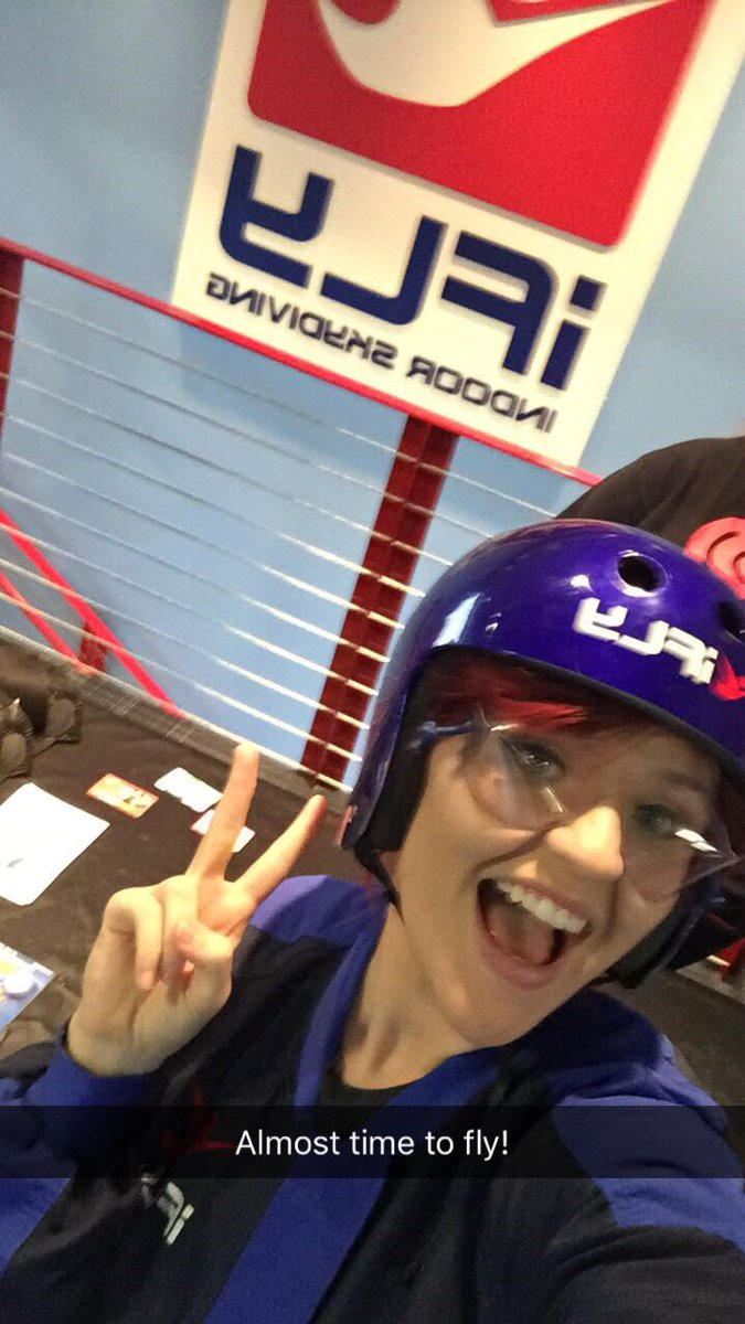 itskarianne_'s tweet photo. I flew at @iFLYPortland today ✈️ https://t.co/8Plav61v52