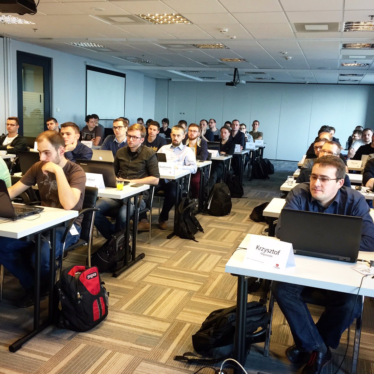 ladyleet's tweet image. Starting off @benlesh&apos;s #rxjs workshop at @ngpolandconf! Such eager students! #reactivex #ngpoland #angularjs