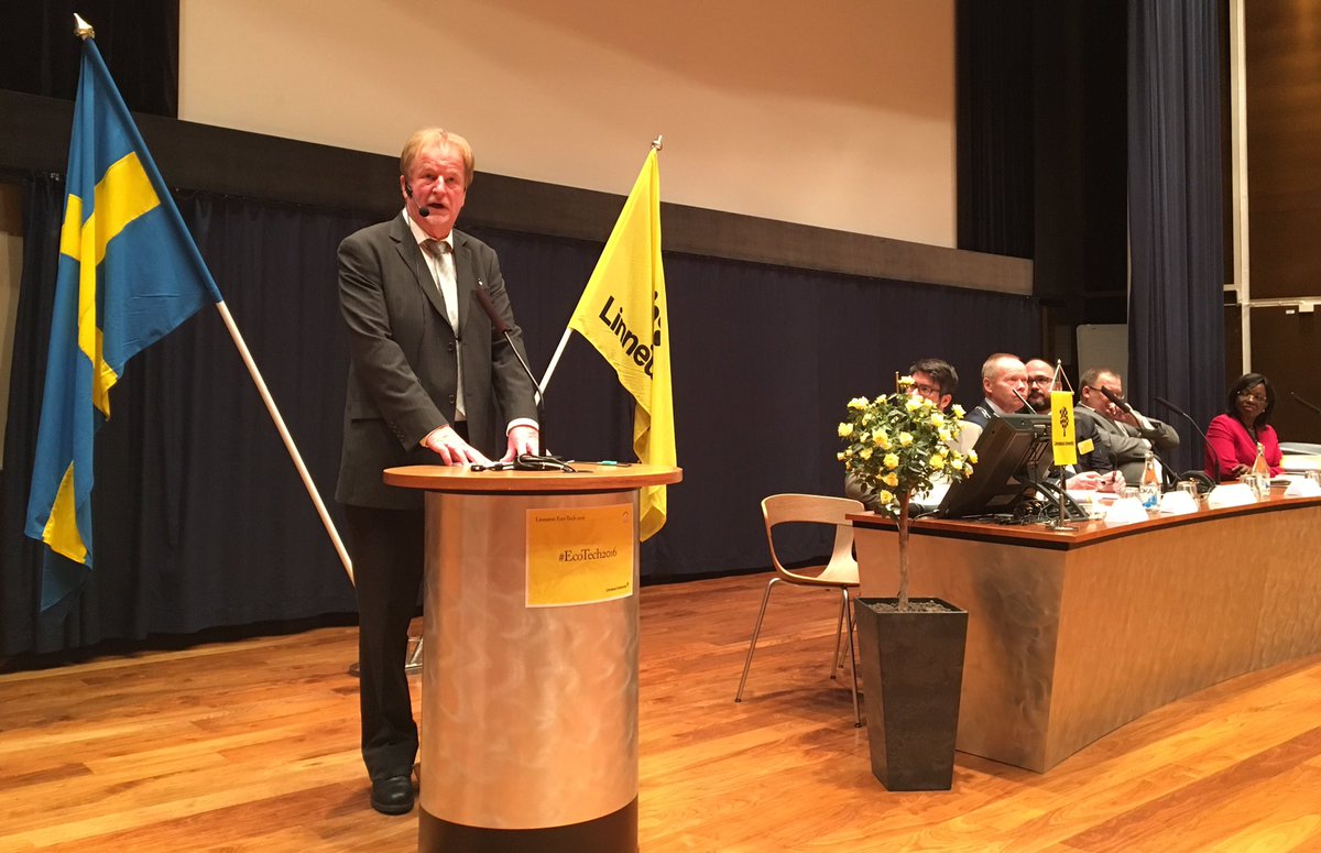 linneuni's tweet photo. Öppningsceremonin av konferensen Eco-Techs 20-års jubileum. Se programmet: https://t.co/ECgkqinQhr  #EcoTech2016 #lnuresearch https://t.co/mp2sIonDFE