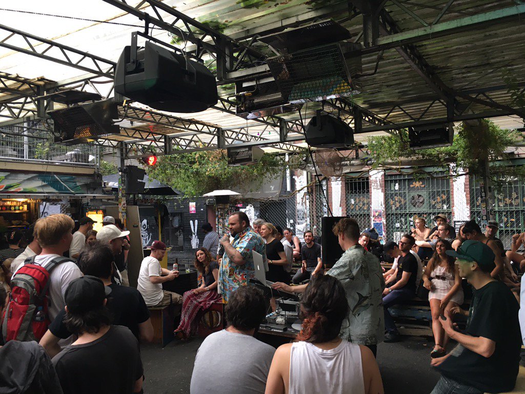 DwayneGood3's tweet image. Tonight at Section8, Briggs sneak preview of his new album!