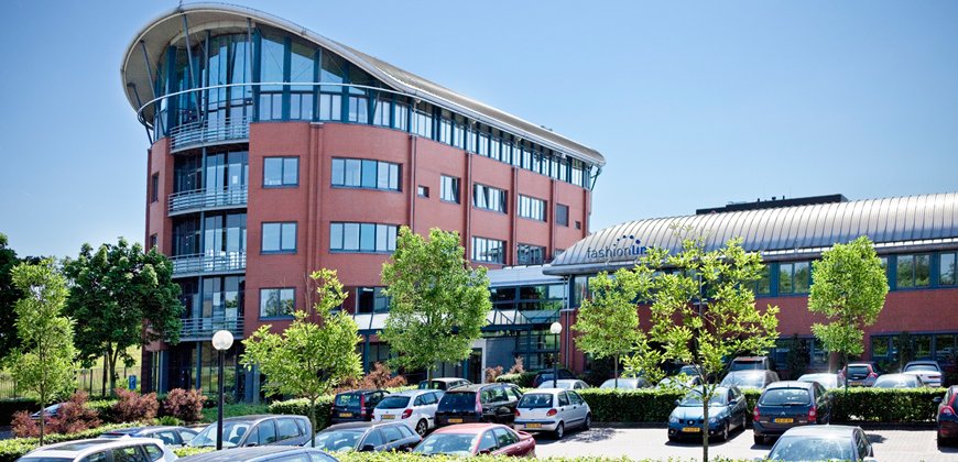 FlexOffiZ's tweet image. #Huur je eigen #bedrijfsruimte langs de #A1 zonder poespas.
im.nu/tutPA3