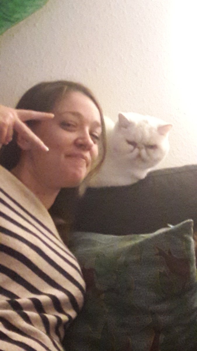 EnricoFernando7's tweet image. J'en ai marre d'être célèbre !!