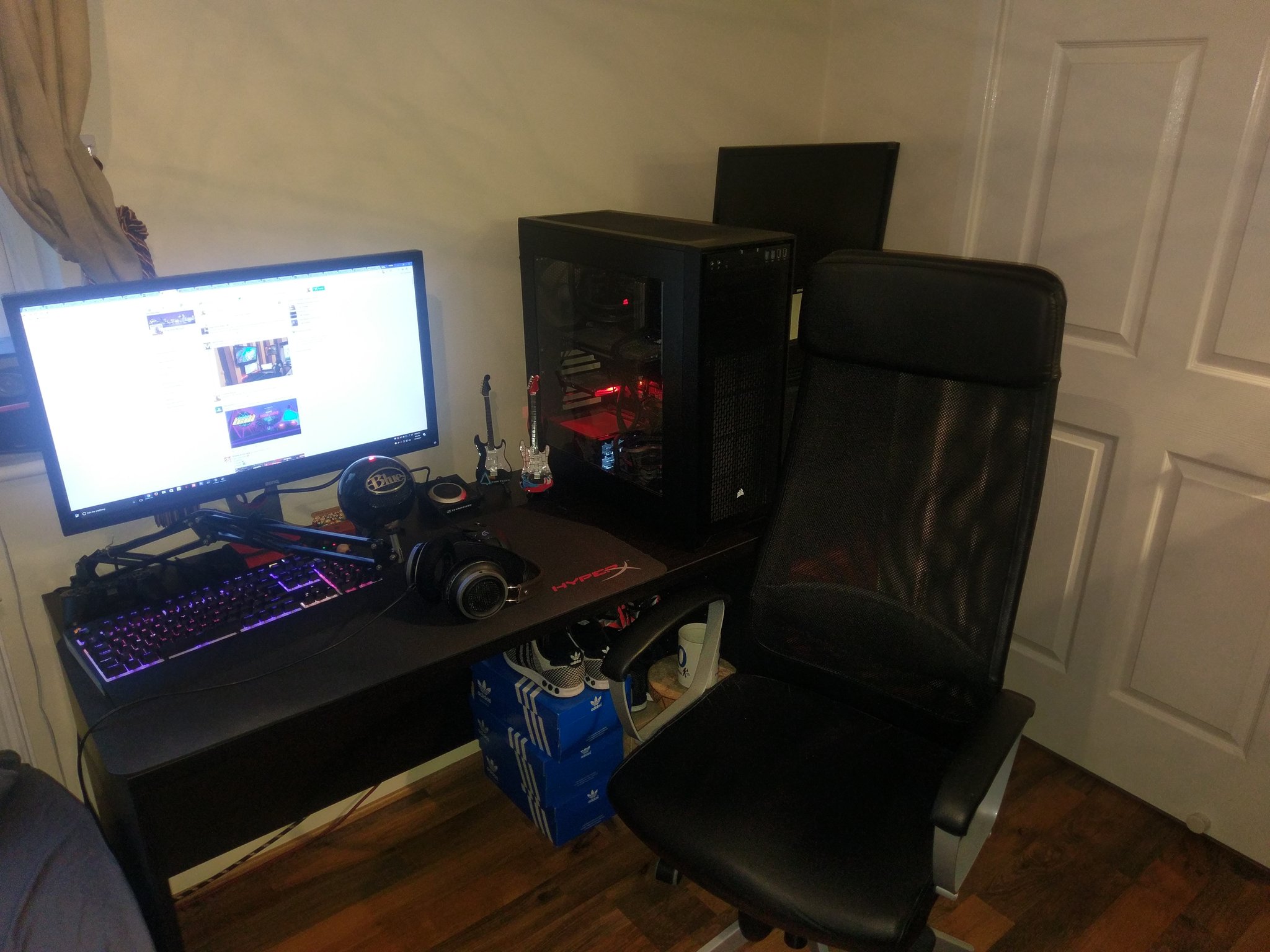 Cxy4GqxXgAIswK8.jpg:large