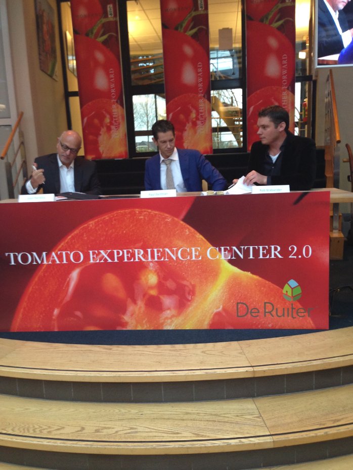 ezlansingerland (@ezlansingerland) on Twitter photo Tomato Experience Center 2.0 behouden voor @GreenportWO met als
nieuwe locatie Bleiswijk! Zojuist ondertekening bij <a href="/DeRuiterSeeds/">De Ruiter Seeds</a>! #Trots Tomato Experience Center 2.0 behouden voor @GreenportWO met als
nieuwe locatie Bleiswijk! Zojuist ondertekening bij <a href="/DeRuiterSeeds/">De Ruiter Seeds</a>! #Trots